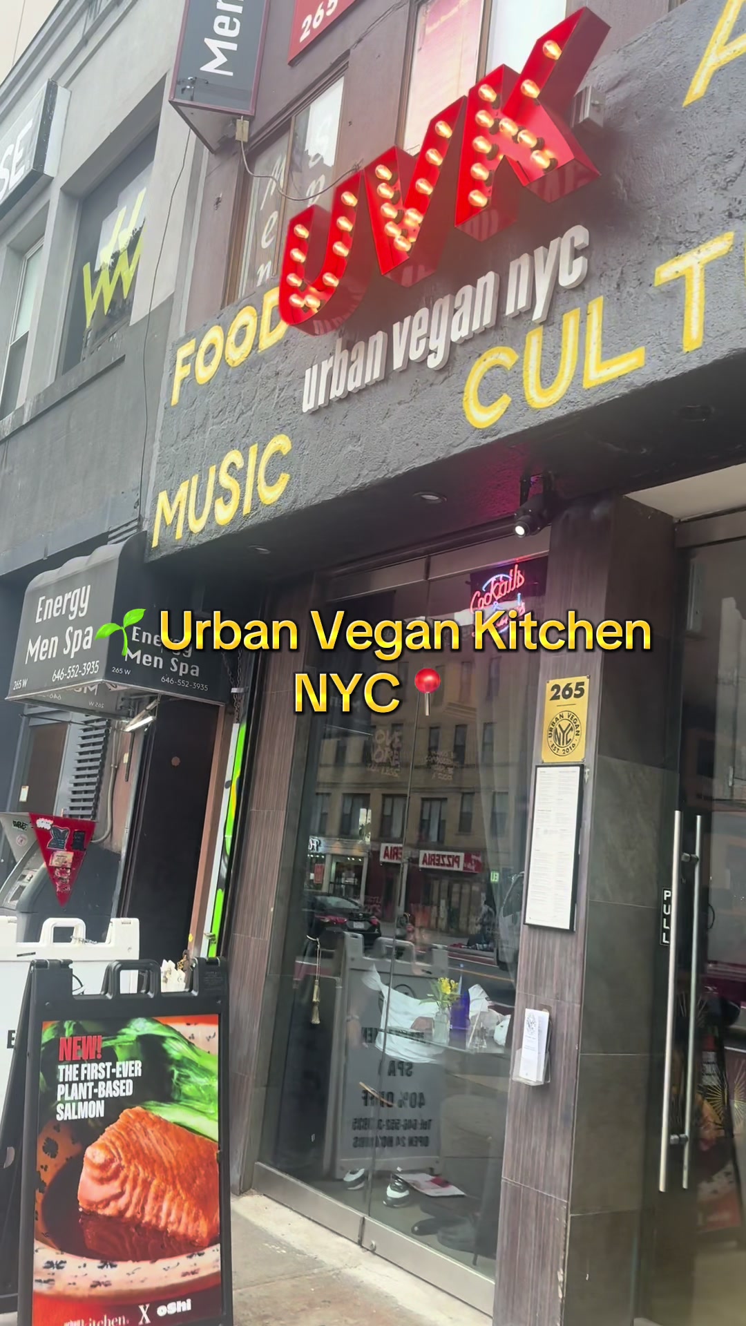 Urban Vegan Kitchen 📍 loved the food, decor, & service. This is my go to spot for vegan food so if you're in NYC, make sure you check them out 💗 @Mustard Food App @urbanvegannyc 
#vegan #vegannyc 