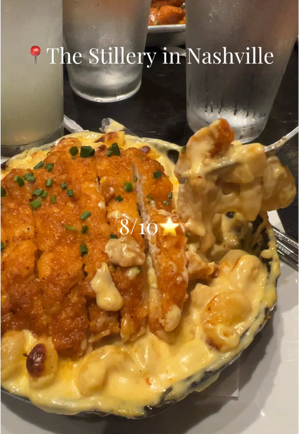 📍The Stillery in Nashville had the yummiest mac and cheese and chicken! BUT the Nashville hot chicken… IS HOT🥵🔥 #thestillery #nashville #nashvillefood #nashvillefoodies ##foodie