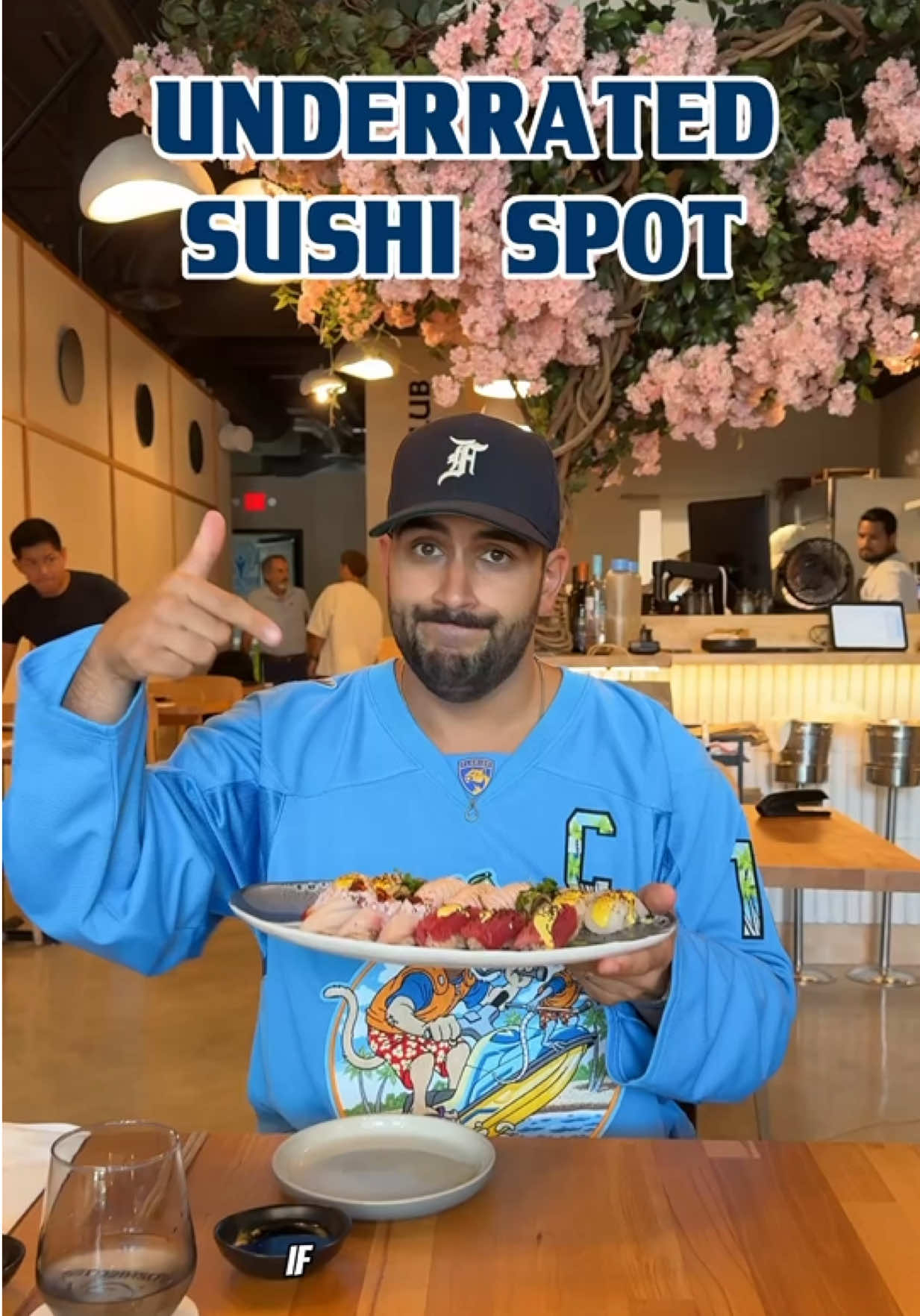Everyone loves to have a neighborhood sushi spot & if you live in or near Brickell, Sushi Club needs to be your spot 🍣👌🏼 Impressive bites, for solid prices, & great for take-out, rare to find in Brickell these days 🔥🥢
-
#sushiclub #sushiclubmiami #sushiclubus #sushiclubbrickell #brickell #sushi #brickellsushi  