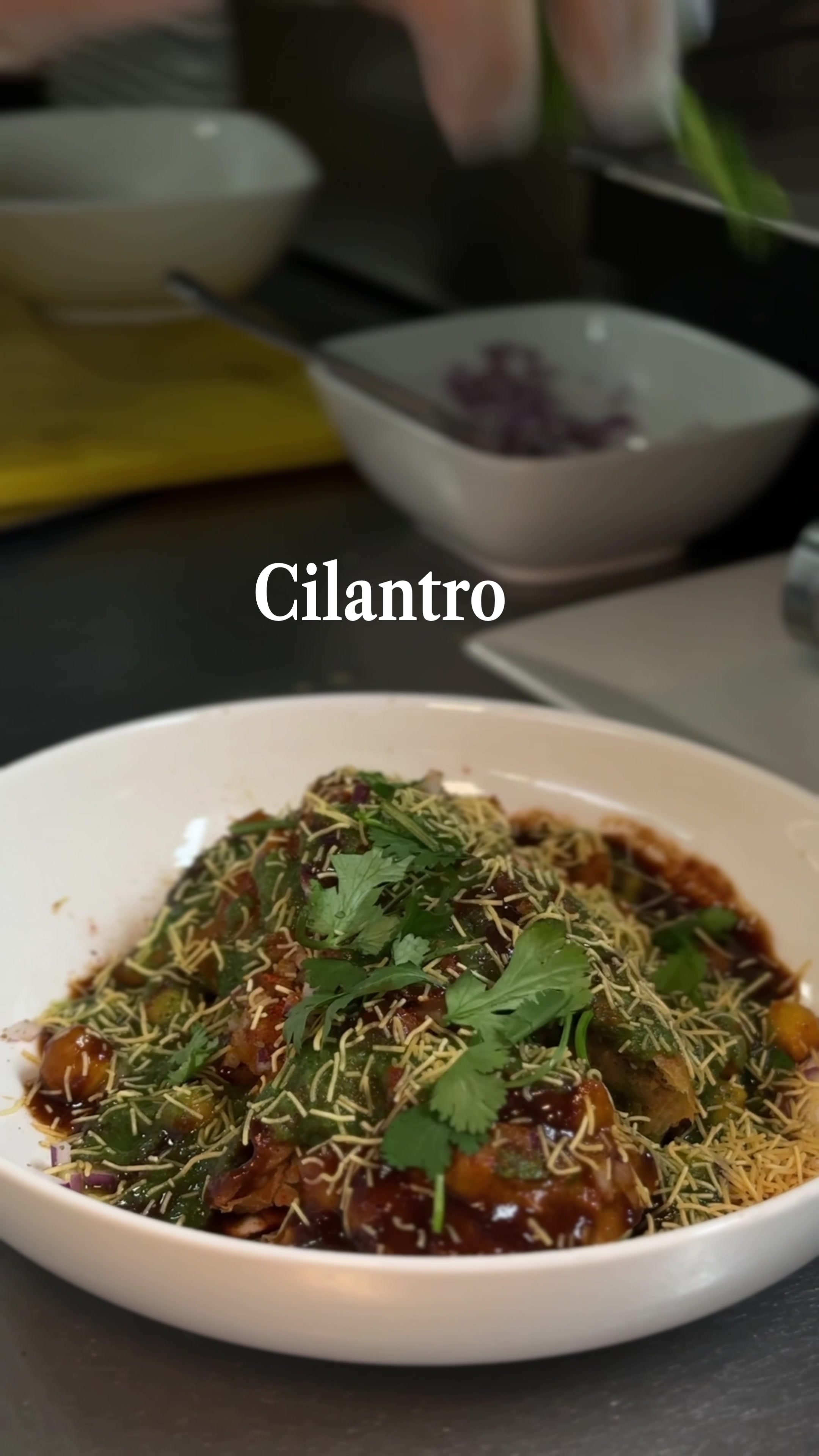 Come with us to make our signature Samosa Chaat  ✨🌱
.
Benares, Tribeca : Make your reservations using Resy, Google Reservations or The Scene
.
Hours: 11am - 10:30pm Daily
.
#indianfood #indian #food #restaurant #nyc #vegan #vegatarian #samosa #foodie #foodporn #yummy 