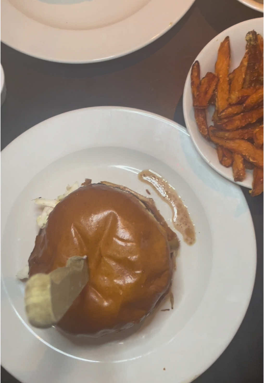 📍Prozdor 
•
•
•
#food #telavivfood #telaviv #foodtiktok #israelfood #israeligoodeats #foodie #foodietiktok #telavivlife #eating #review #foodreview 