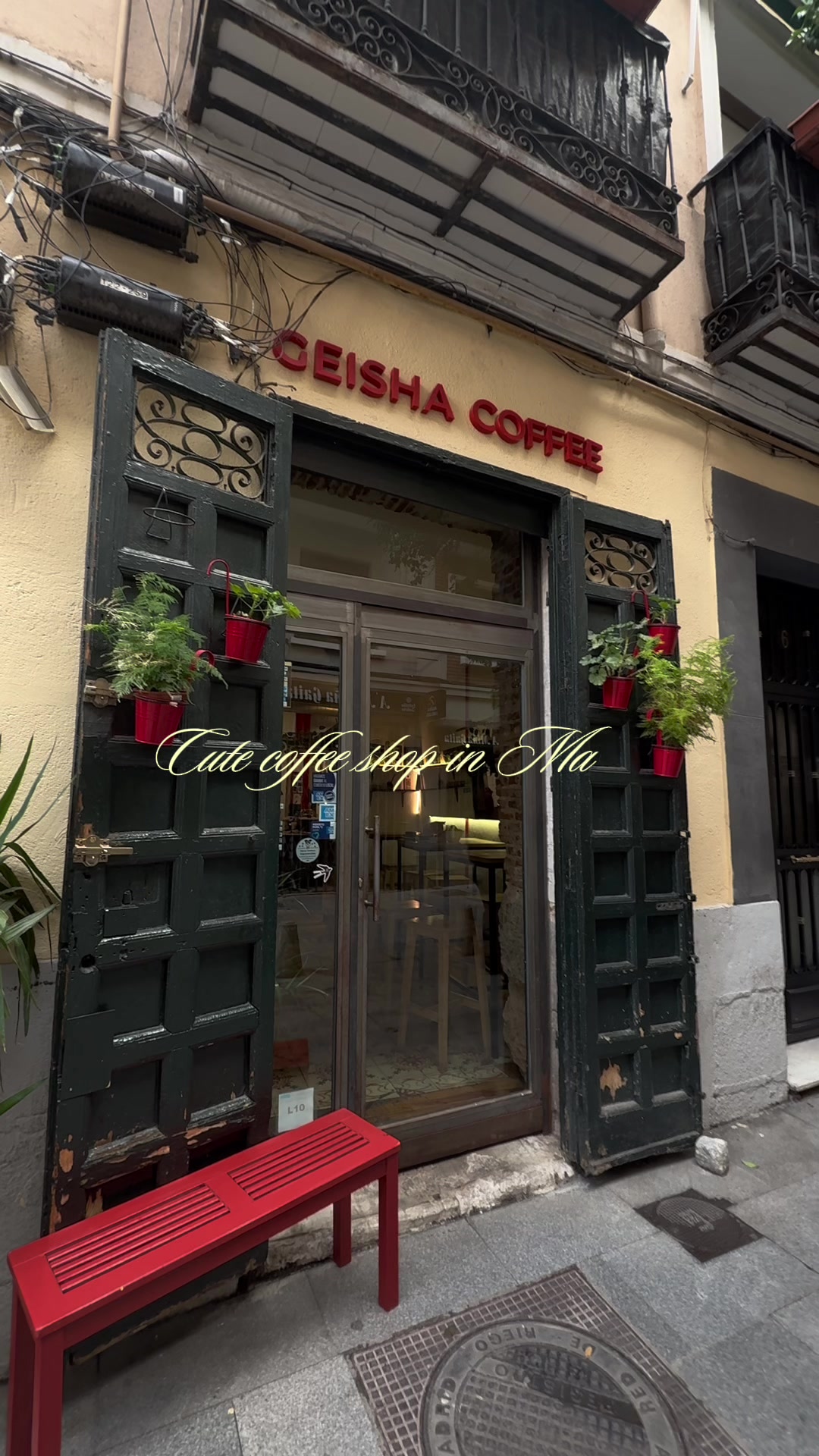 📍Geisha Coffee
coffee shop recommendation near Gran vía.
#madrid #coffee #lifestyle