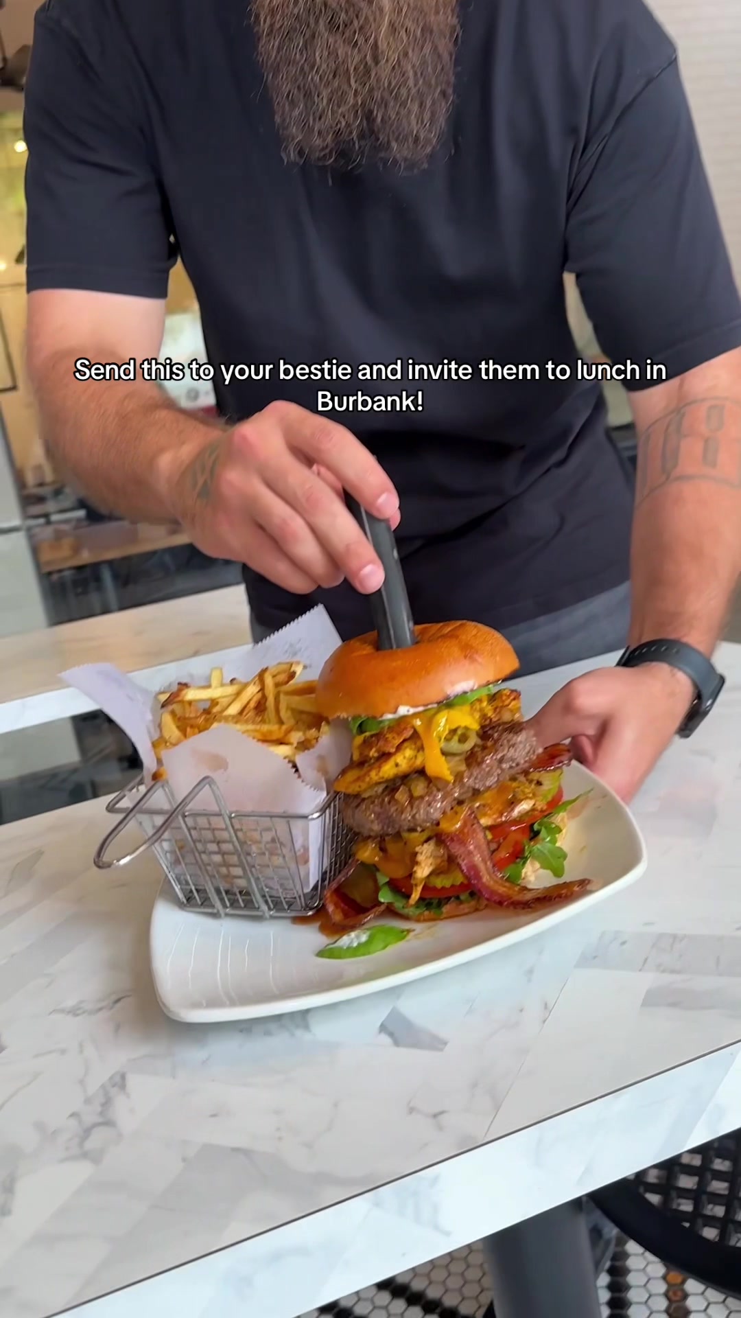 Looking for a lunch destination with your bestie? We got you 😊🙌

#Burbank #WildCarvery #goodfoodgoodmood #lunchbreak #lunchtimetiktok 