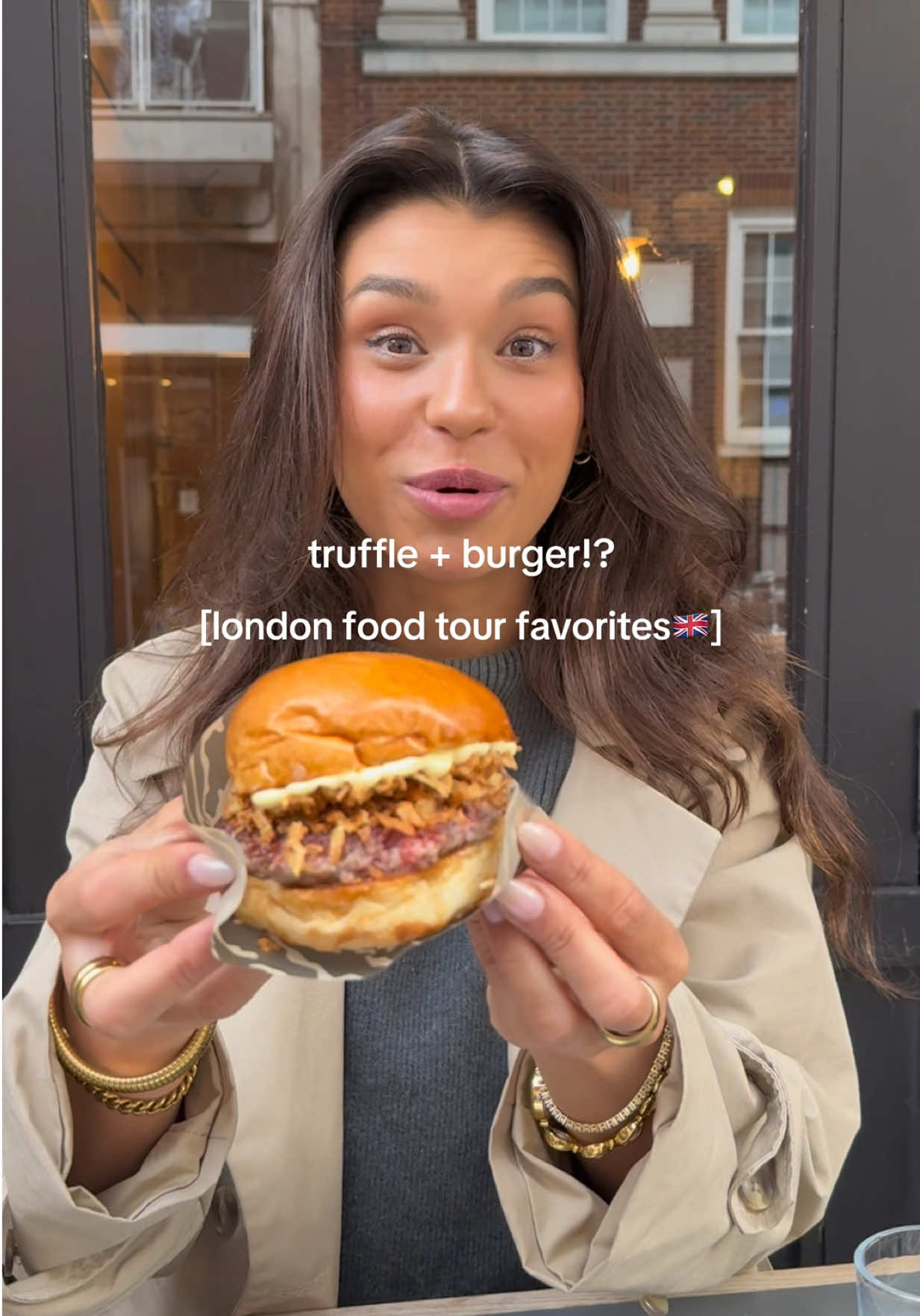 how can you name a restaurant “Truffle Burger” and expect me to just walk on by?? I simply could never - that would be blasphemous, and I am a woman of morals.

#londonrestaurants #truffleburger #londonburger #londonfood #londontravel 

Best burger in london | london food | london restaurants | must try food in london | where to eat in london soho | best restaurants in soho | london foodie | truffle burger in soho 