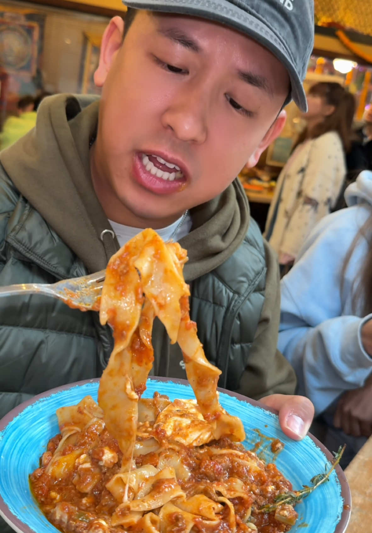 Pasta Casalinga at Pike Place Market serves fresh, made-from-scratch pasta with a rotating seasonal menu. Tucked inside Pike Place, it’s a gem worth seeking out. I love coming here to satisfy my pasta cravings and they rarely disappoint. Whether you’re a local or visiting from out of town, I highly recommend it. If you enjoy fresh pasta, this is the spot! Add Pasta Casalinga to your list today! 🍝

Have you been here? Are you a fan!?! Comment below👇 for questions and happy eating! 

📍Pasta Casalinga at 93 Pike St, Seattle, WA 98101

#pastacasalinga #seattle #fyp #pikeplacemarket #eats 