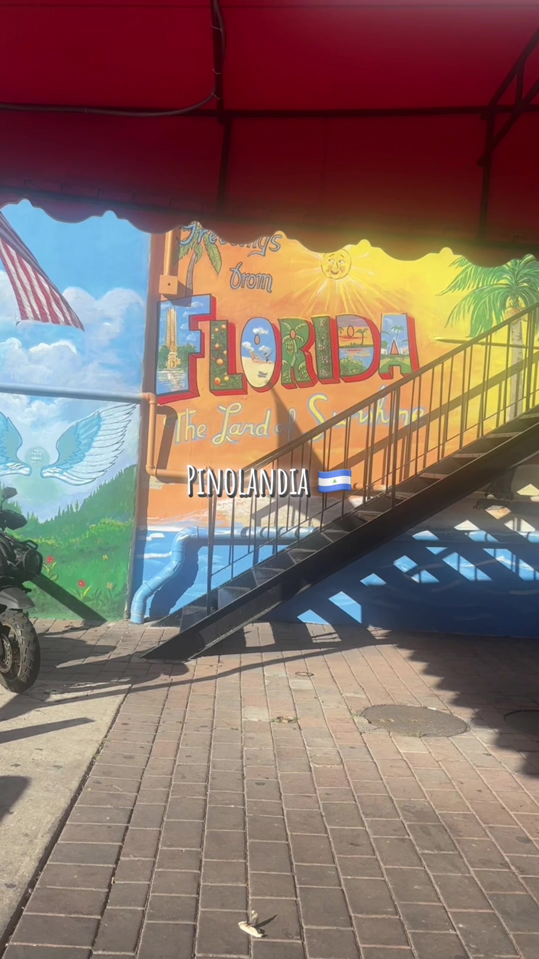 Friendsss let me put you on to one of my favorite places to eat when I come home 🩵 they packed my plate up real good too🥹🫶🏽

 #fypシ #pinolandia #miami #miamifoodie #foryoupage 