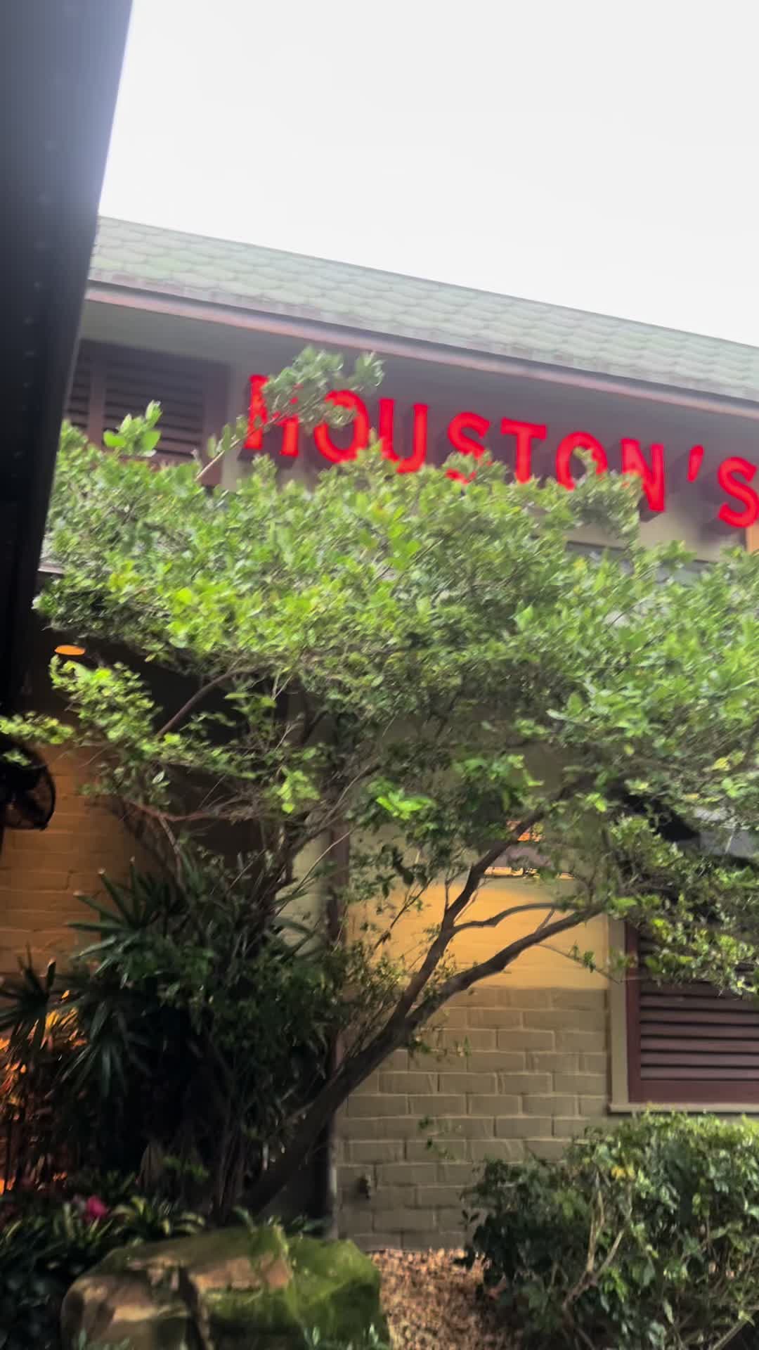 Lunch date with the kids yesterday😌 #parentsoftiktok #fyp #houstons #restaurant #pompanobeach