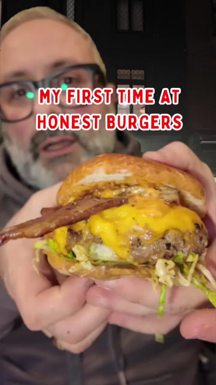 My First Time At Honest Burgers

First time visiting Honest Burgers, so I popped into the Soho restaurant to try their limited-time Ultimate Bacon menu. I went for the classic burger cooked pink, served with rosemary chips, and paired it with a refreshing mint lemonade. It’s half-decent, but was good to finally try this well known burger spot for myself.
#foodtok #burger #londonfood #ukfood #foodreview  