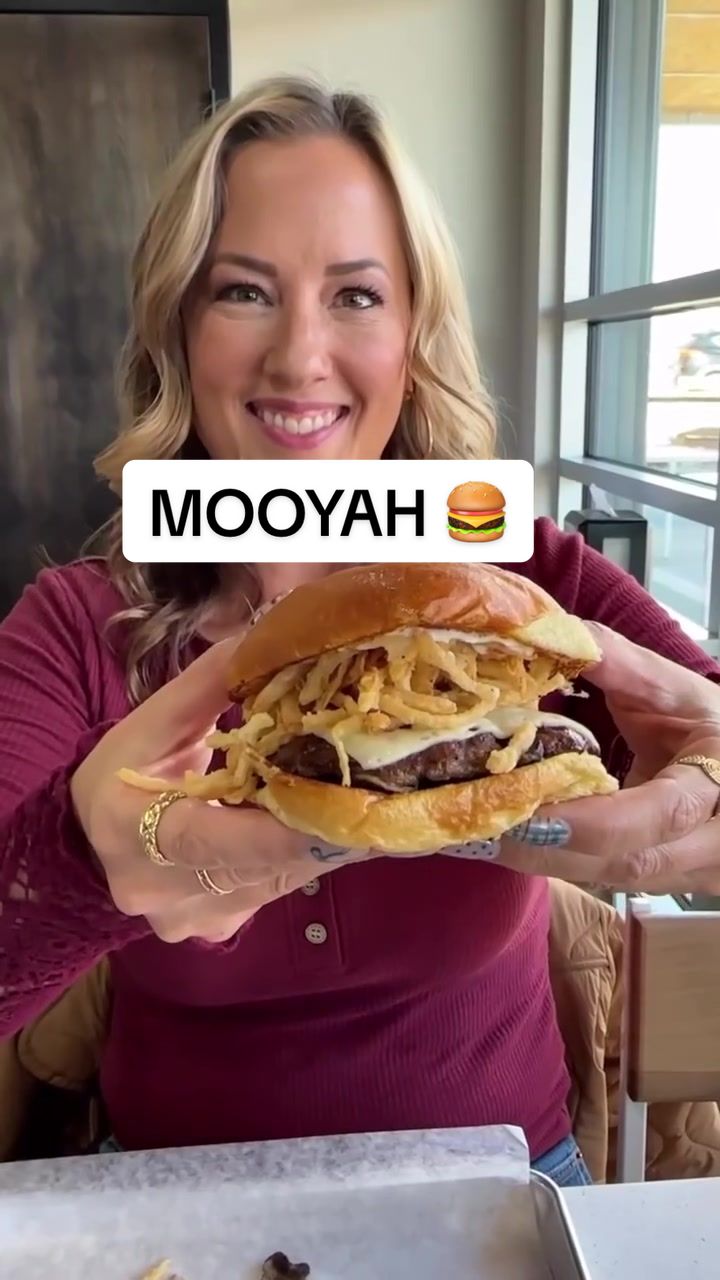 Back at Mooyah because I just can’t get enough!🍔🍟🥤
I was so excited to try their new White Chocolate Peppermint Shake. The crunchy bits of peppermint with the white chocolate ice cream tasted like the holidays!
We tried the Mushroom Swiss burger and the Patty Melt and both were so fresh and delicious. Of course you have to get both kinds of fries and try all of their dipping sauces. So good!
Plus a little behind the scenes to see how they make their buns fresh every day. The buns are so soft and perfect!
If you’re bringing the family, check out their “Big Deal” which includes four burgers and a family size order of fries for less than $30. That’s a steal with today’s food prices!🙌

#mooyah #burgersandfries #bestburger #foodreviews #foodietiktok 