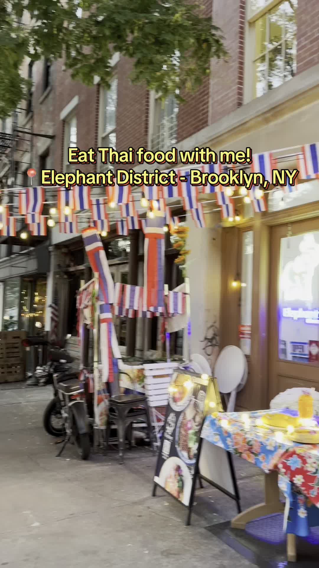 📍Elephant District - Brooklyn, NY 🇹🇭 Pad thai was delicious!!! Also, can never go wrong with some mango sticky rice 🤤 #thaifood #foodie #padthai #nyc #fyp 