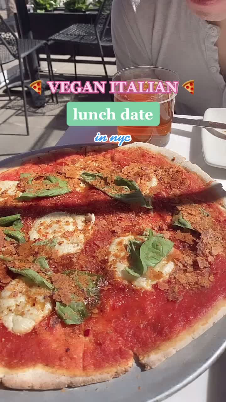 📍double zero (65 2nd ave) #nycvlog #nycfoodie #nycdayinmylife #nycspots #nycvegan #nycfoodgals #nycpizza #nycvlogger #nycvlogs #nycrestaurants