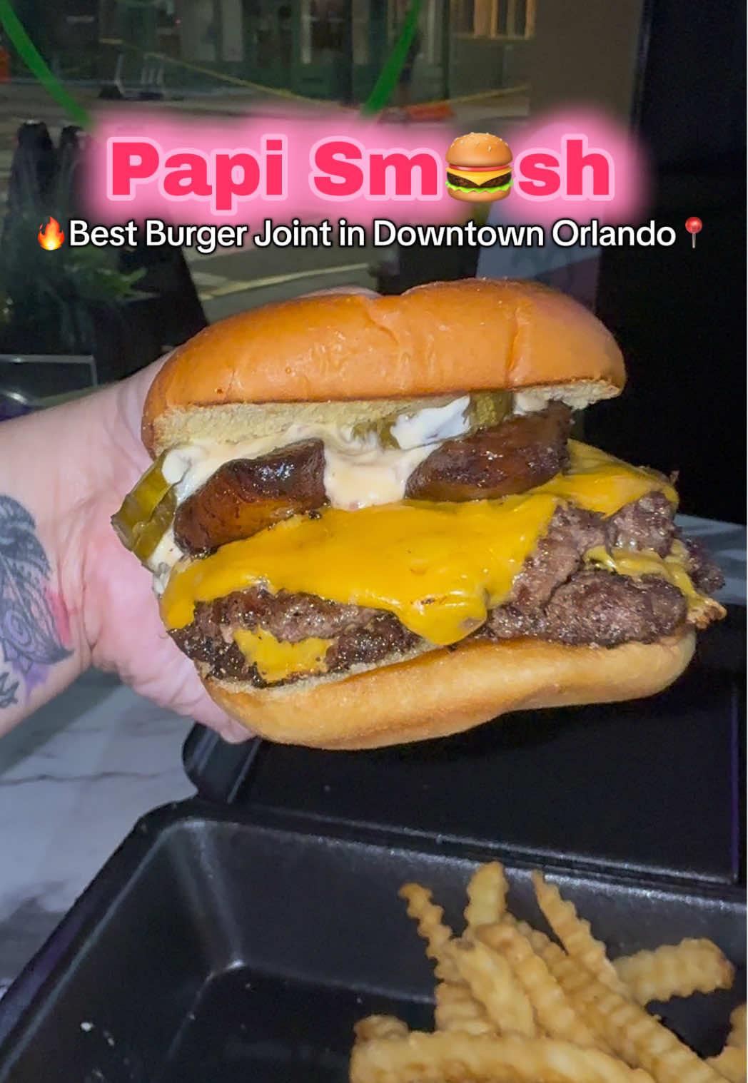 This Burger blew me away with how flavorful it was 😮💨🍔
Papi Smash 😉 is located right in Downtown Orlando📍Perfect to eat right before a night out!
I ordered:
• Papis OG burger 🍔 + I added sweet plantains 😋
• Crinkle Fries 🍟
• Passionfruit Juice🥤
#orlandoflorida #orlandocontentcreator #orlandofoodie #hiddengems #fyp