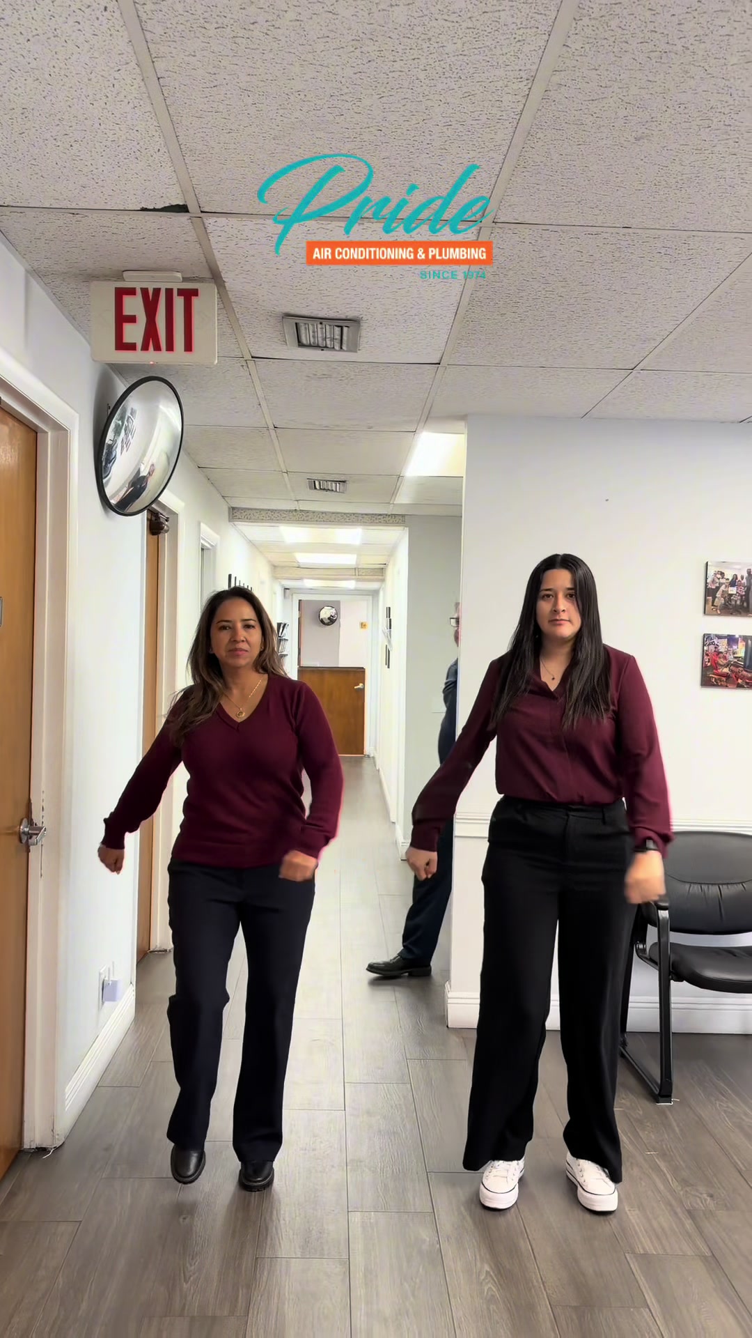 When the week was a win, the weekend dance is mandatory🕺🏻💃🏻 #fridayvibes #hvac #officehumor #weekendfun #airconditioning 