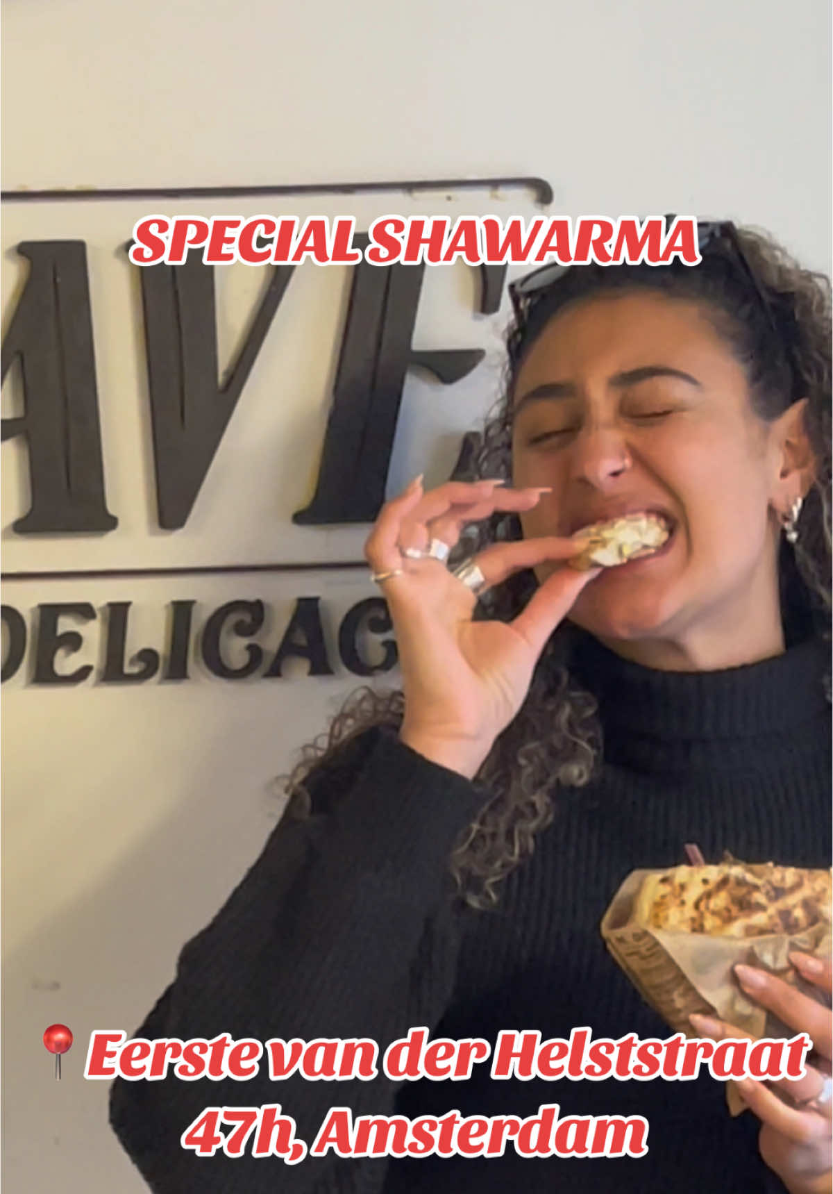 MEZZAVE SPECIAL SHAWARMA!
Say no moreeeee

📍Eerste van der Helststraat 47h, 1073 AD Amsterdam
#shawarma #albertcuypmarkt #amsterdam #pita #november #special #are_you_ready? 