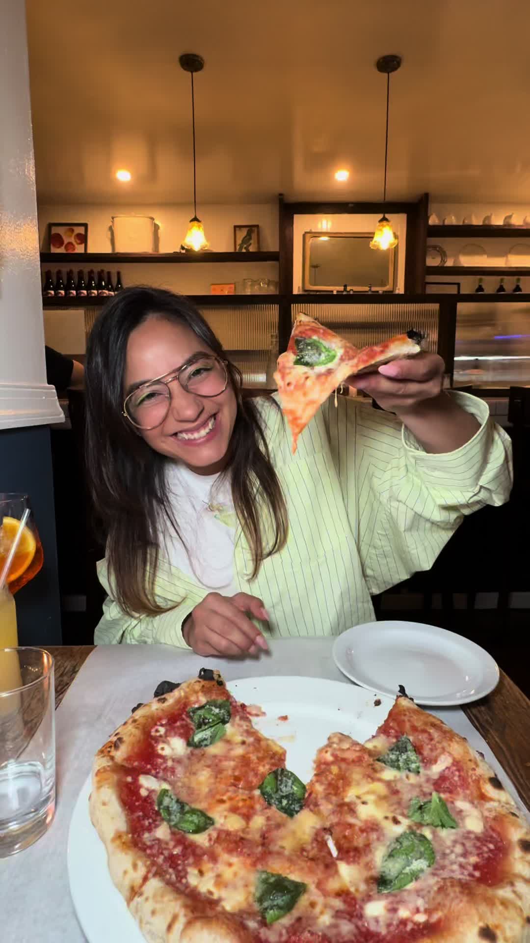 This Flatbush gem just changed how I do date night on a Wednesday 🍷🍝

📍 @bonafinibk 
633 Flatbush Ave, Brooklyn 

#nyceats #brooklynbites #brooklynrestaurants #italianrestaurant #bonafini 