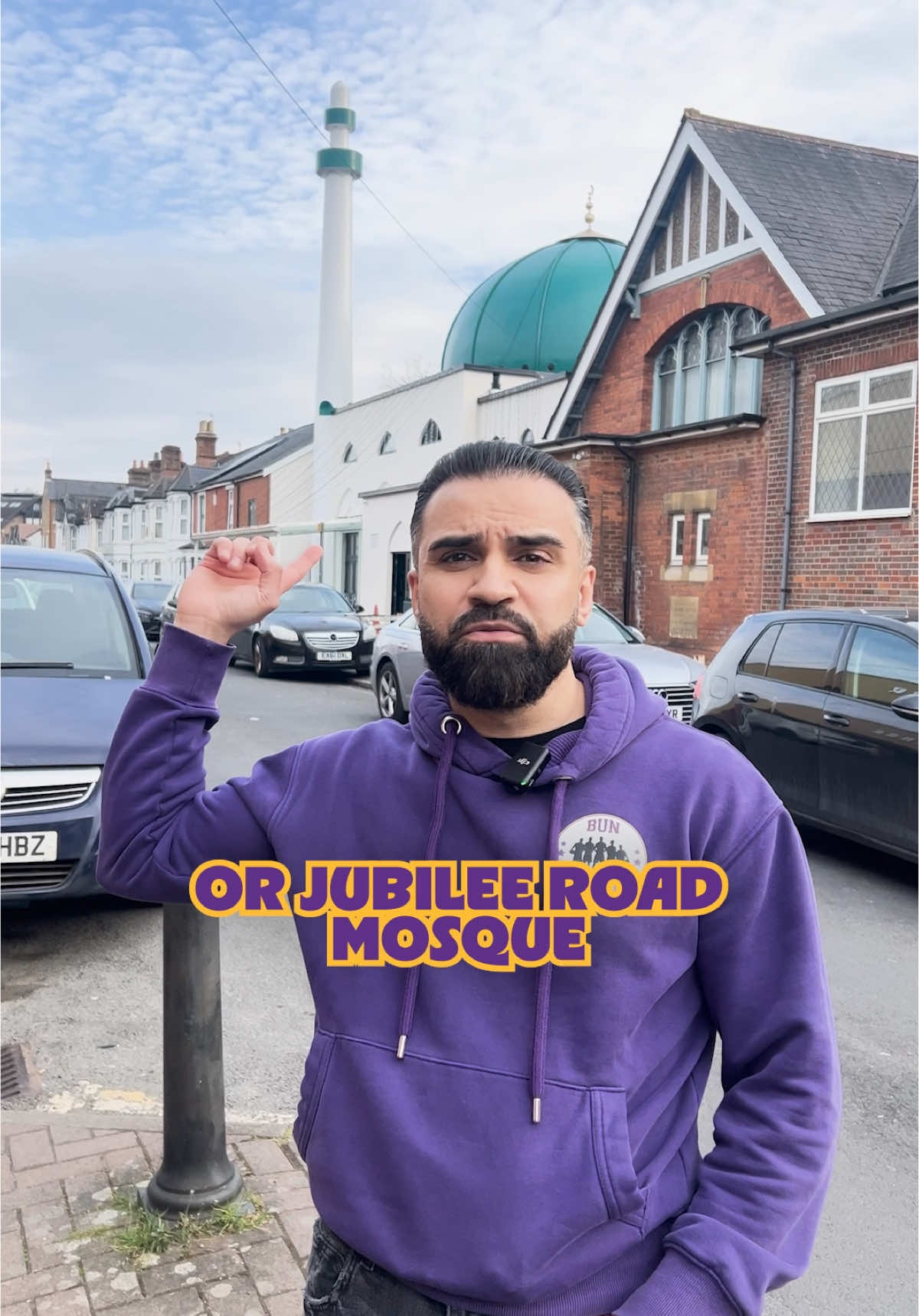 If you pray Taraweeh at these mosques, our doors are open for you until 11pm 😊 

#mosque #ramadan #foodlover #foodtok #wycombe #highwycombe #fyp #muslim 