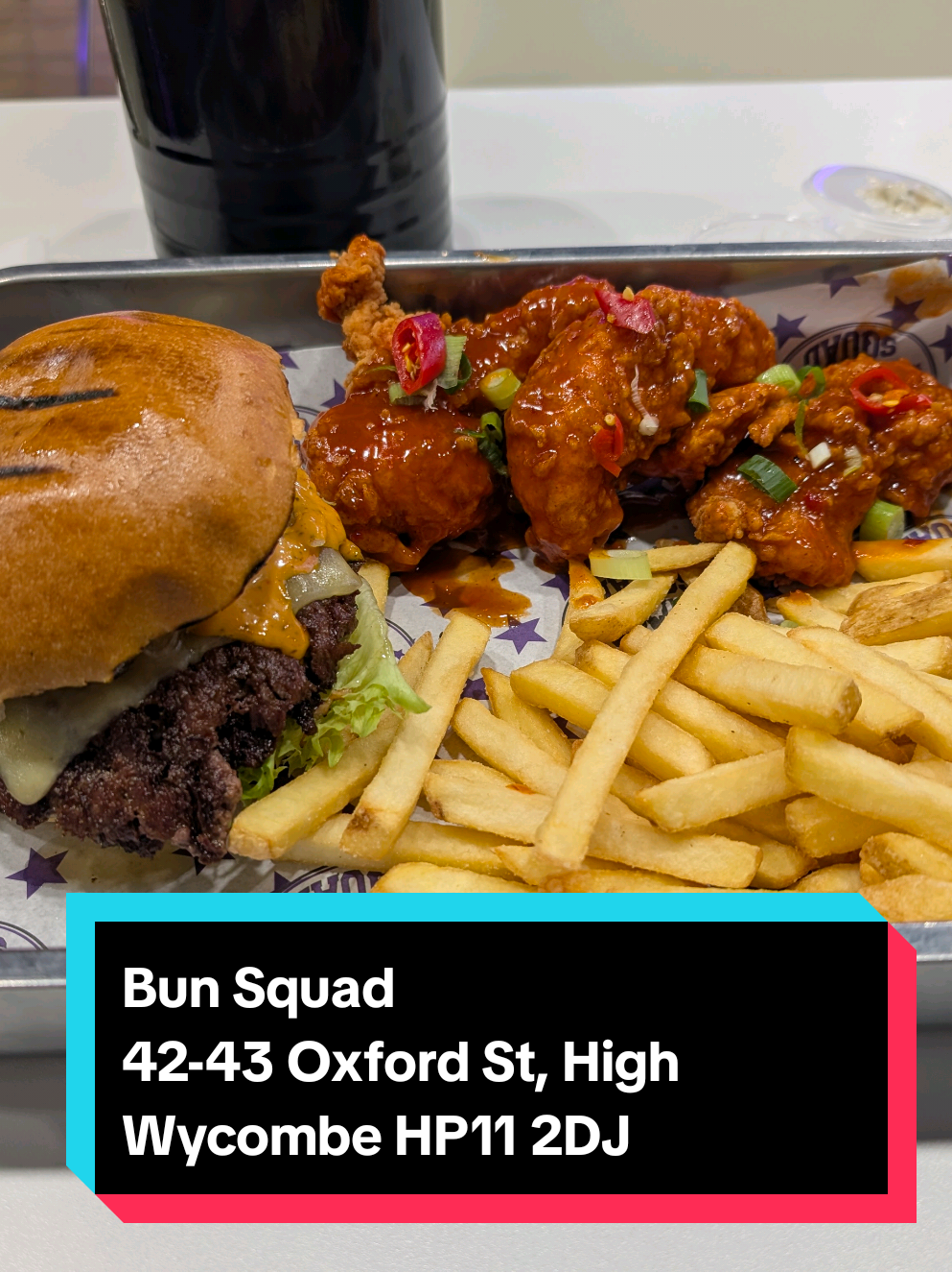 Bun Squad-Beef squad special Burger+ hot chicken tenders 🤩 it's a must when in High Wycombe ( 42-43 Oxford St, High Wycombe HP11 2DJ)

#fyp #burger #chickentender #cluj #foodtok @Bun Squad 