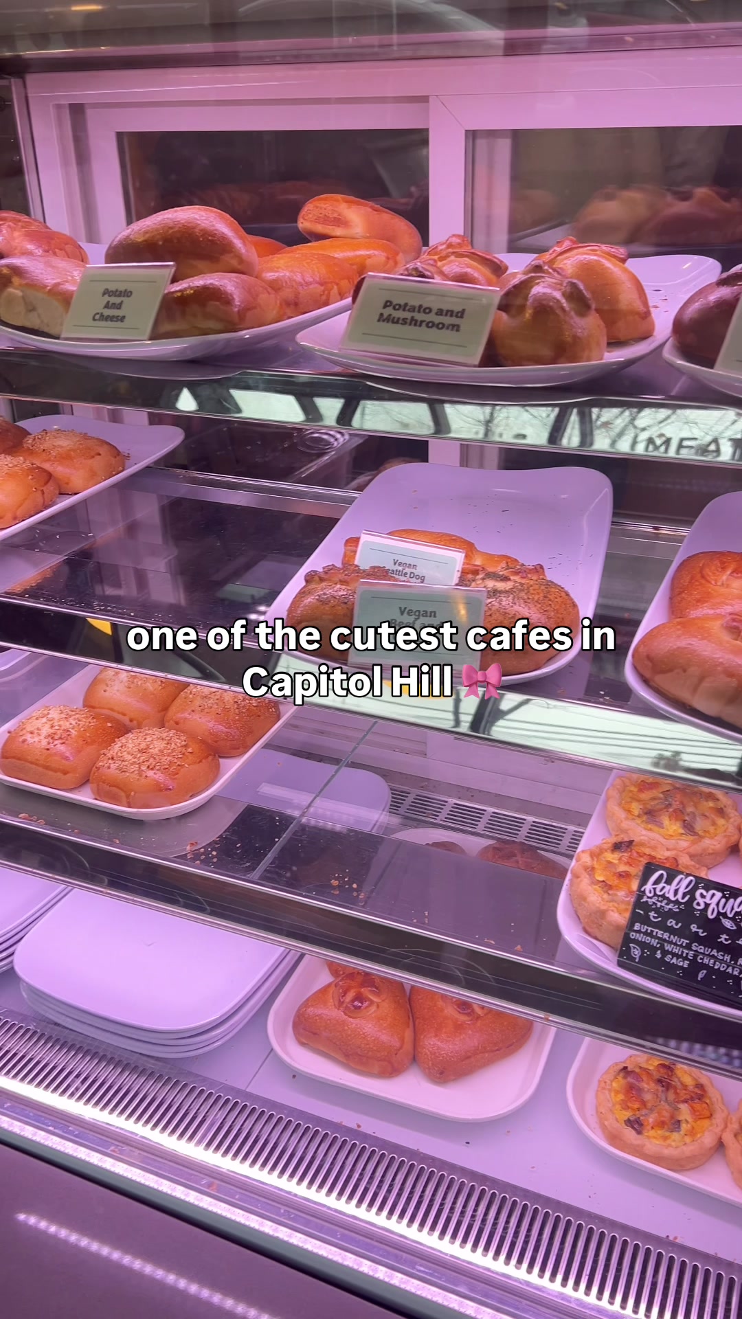 absolutely loved visiting pinoyshki bakery !

#dietaryrestrictions #seattleeats #capitolhill #vegetarian #figapp @Fig App  