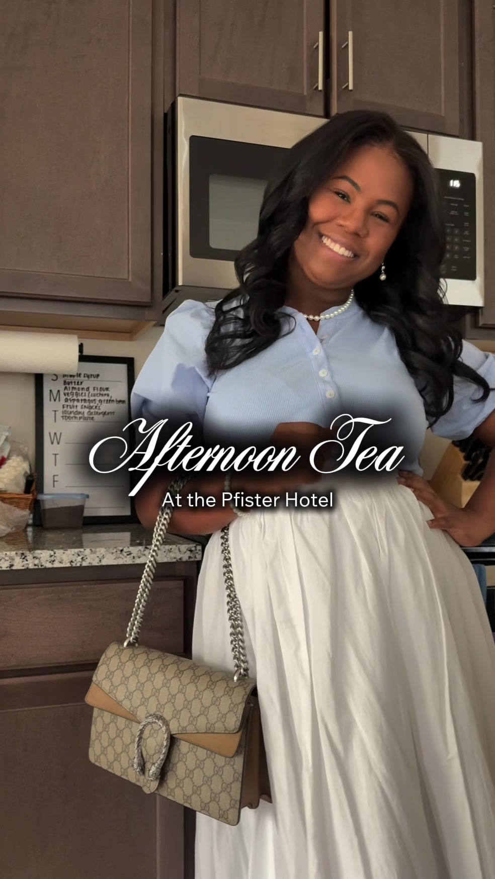 Historic Pfister Hotel Milwaukee, WI Hotel Review. #pfisterhotel #historichotel #milwaukee #visitmke 