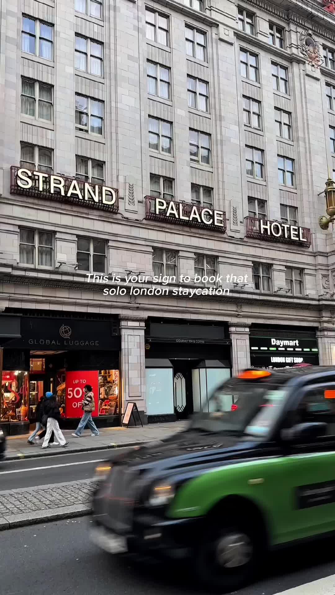 Hey, we’re Strand Palace! Located next to Covent Garden & some of London’s MOST iconic landmarks (Big Ben & the London Eye, anyone?) we’ve got you covered for an easy, safe summer getaway ♥️

#londonbucketlist #londonthingstodo #londontrip #londonsolo