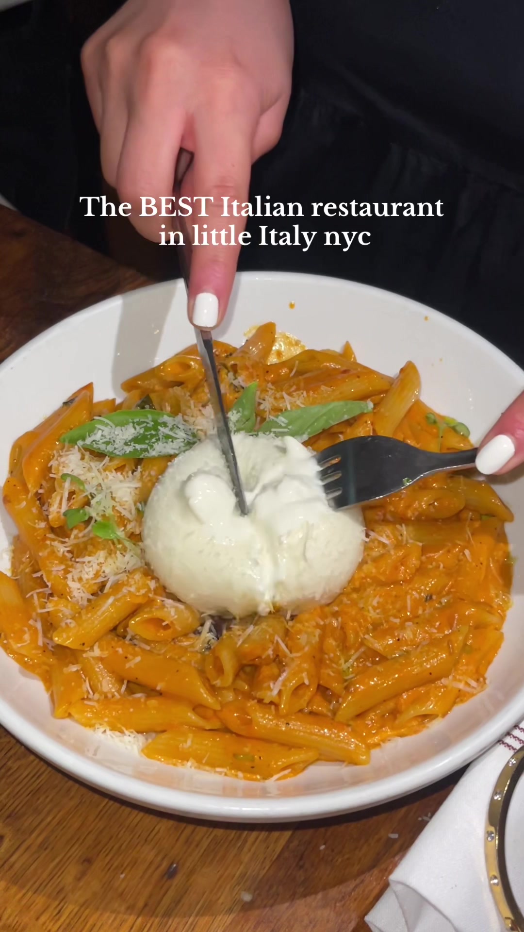 The vodka pasta was the BEST 

📍Da Gennaro 

#nyc #nycfood #newyorkcityfood #littleitalynyc #newyorkcity #food #pasta #italianfood 