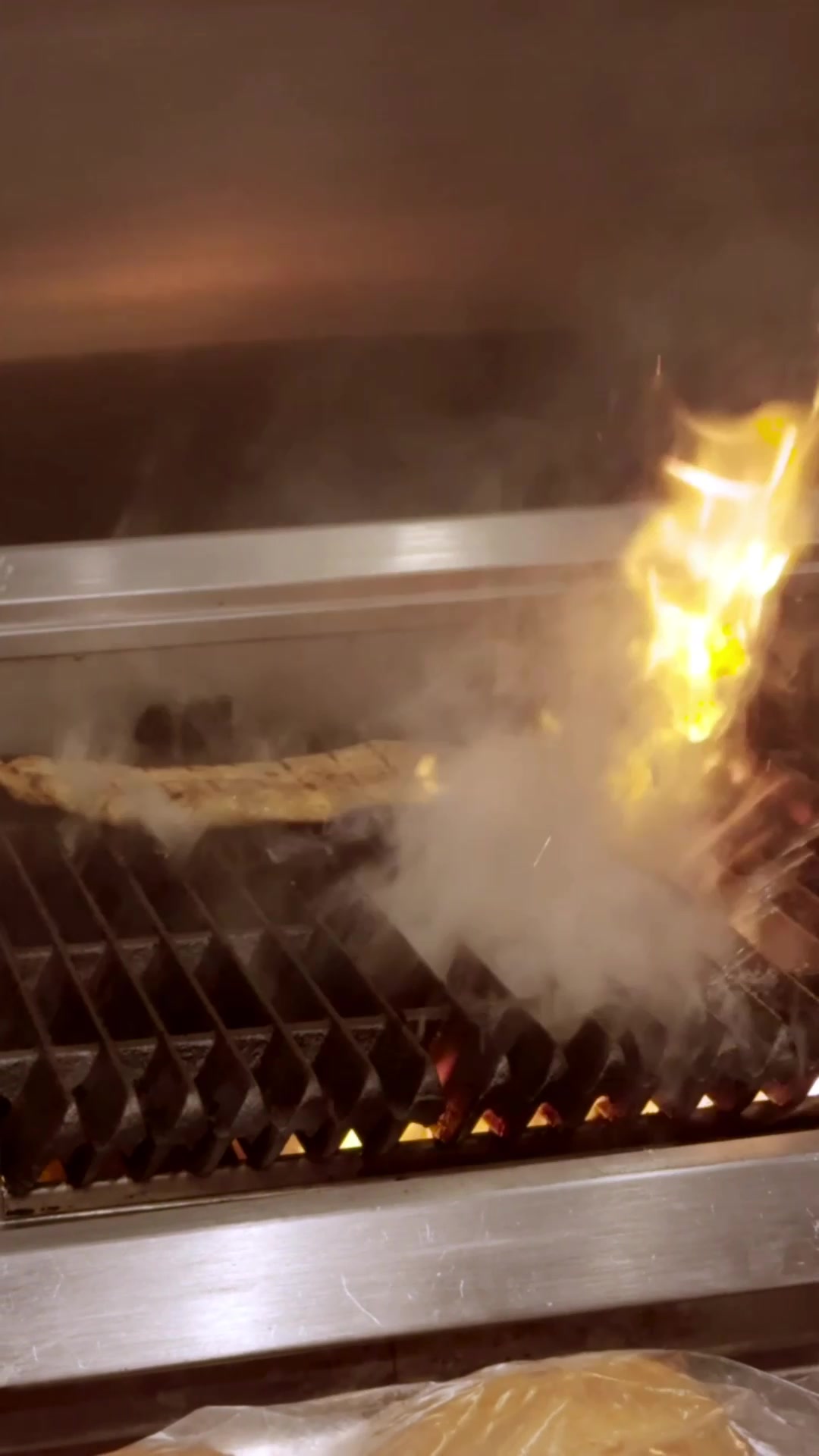 This is what flavor looks like.
Smashed fresh, stacked high, served hot. 🍔🔥
📍 223 4th Ave N, Nashville, TN
🕒 Open late!
Mon: 10:30a–8p | Tues–Fri: ‘til 3am
Sat: 12p–3am | Sun: 12p–8p
#BaamBurger #nashvilleeats #nashvilletennessee
9h