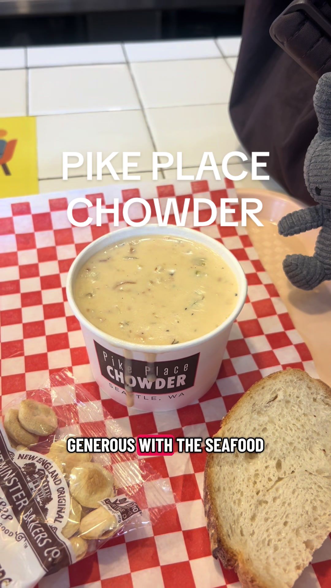 Replying to @Lindsey Houser the people have spoken… 👀 @maya #clamchowder #pikeplacemarket #seattle 