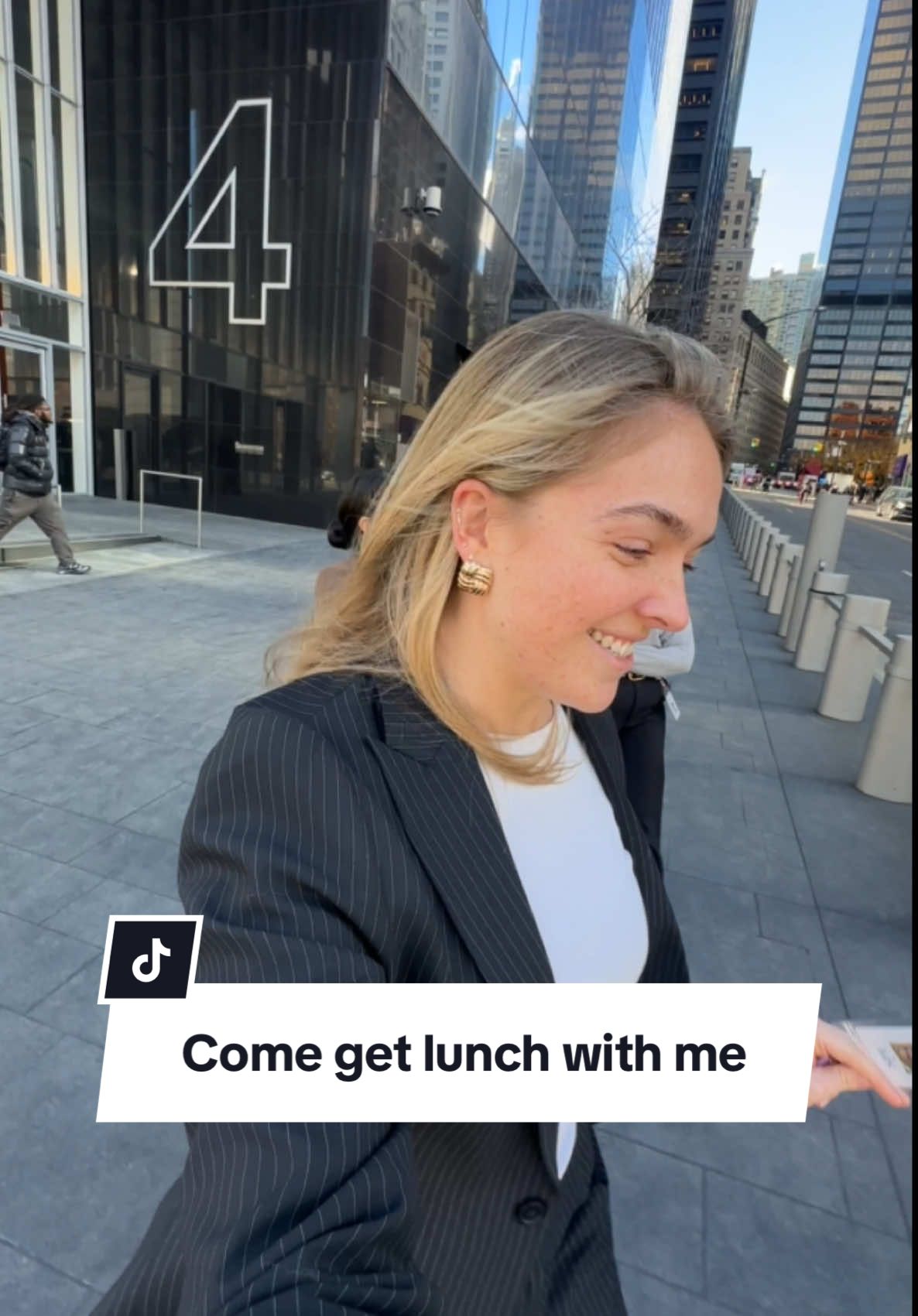 Lunch time at PitaBarNYC #lunchspots #nyceats #comeeatwithme #foodinspo 