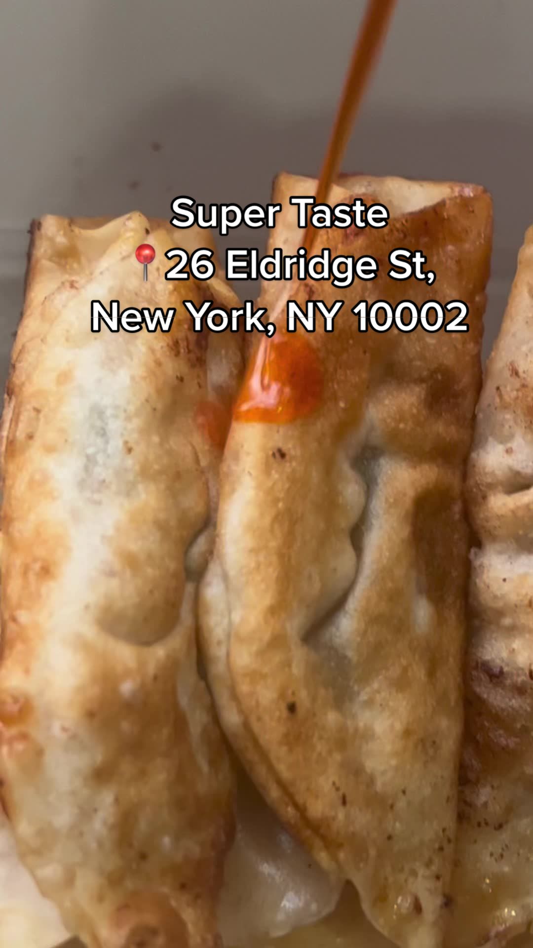 Super Taste📍26 Eldridge St, New York, NY 10002 🥟 #supertaste #dumplings #dumpling #egg #tamago #yolk #yolkporn #bao #carbs #frieddumpling #delish #friedfood #steamed #asian #chinese #food #asianfood #chinesefood #cheapeats #nycheapeats #nyccheapeats #nycfood #nyfood
