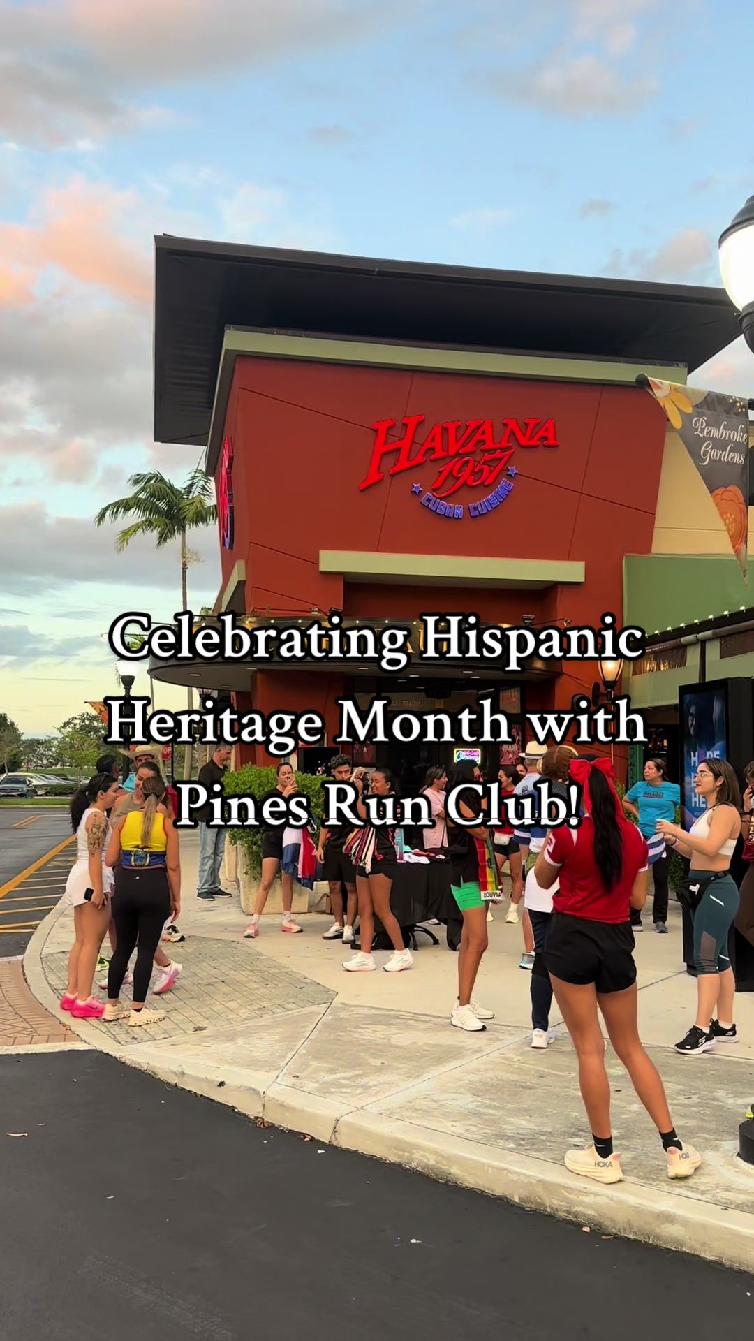 Culture + community + miles = the perfect celebration 🏃‍♂️✨ Havana 1957 Pembroke Pines x Pines Run Club #hispanicheritagemonth #pembrokepines 