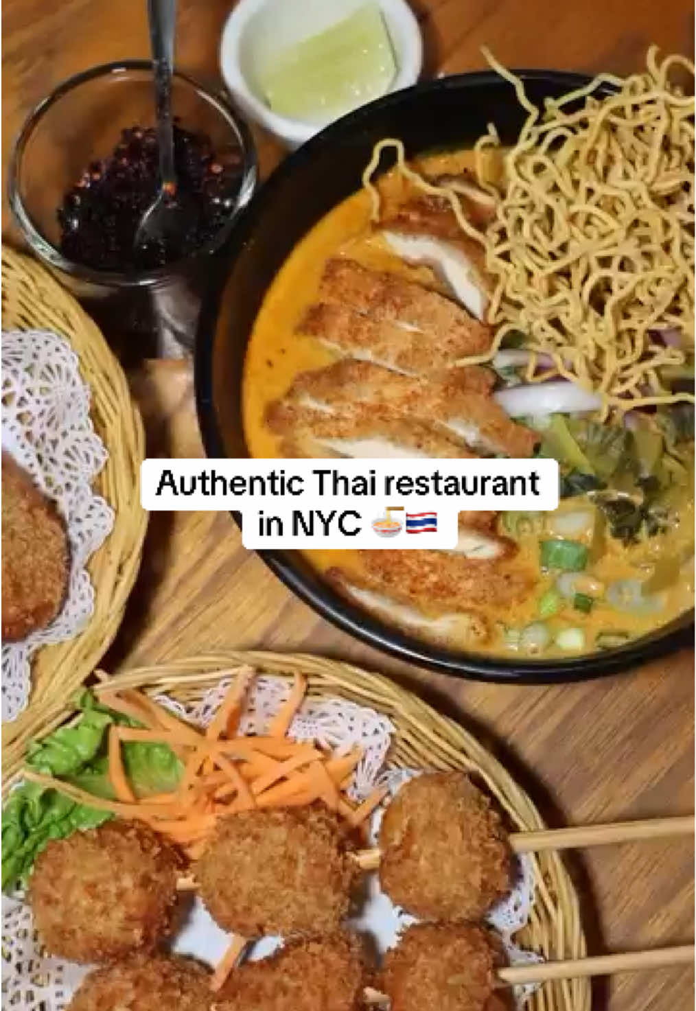 Do you like authentic Thai dishes? You definitely need to try Aroy Dee Thai! 🍜
Their special Khao Soi is packed with so many tasty flavors. If you’ve never heard of this dish before, it’s a coconut curry noodle soup from Northern Thailand 🇹🇭
At Aroy Dee Thai, the chef recommends having it with fried crispy chicken. It’s the definition of comfort food, and such a great dish to have on a cold winter day in NYC.
Would you like to try it?
📍 20 John St, New York, New York 10038
🎥: @aroydeethai
Follow @cheerstotheseason to learn about top bars and restaurants in NYC.
#AroyDeeThai #thaifood #newyorkfood #nycthairestaurant #nycfoods