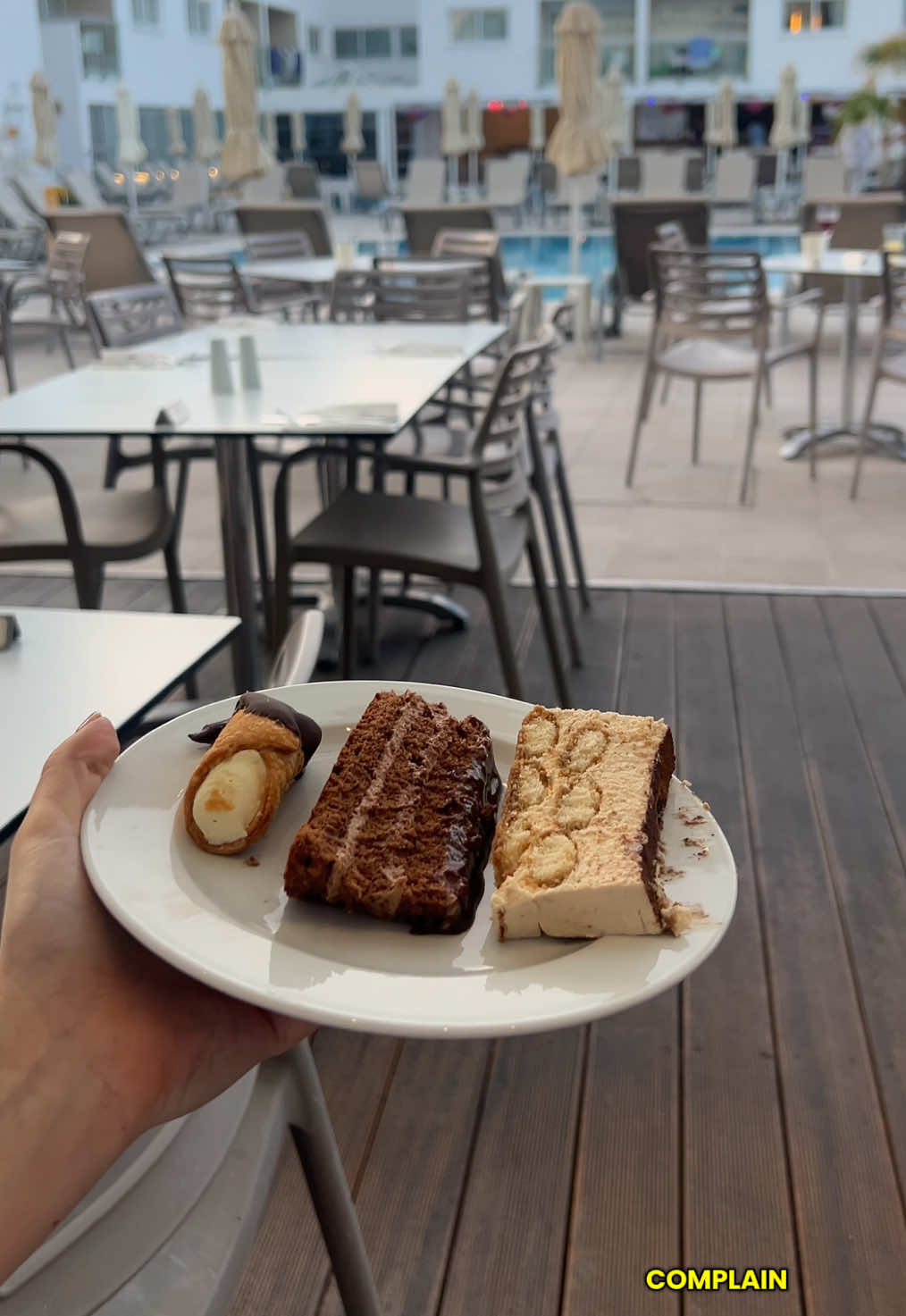 All-inclusive Italian night at Sofianna Resort & Spa! The tirimusu though 😍 

#fyp #italian #allinclusive 