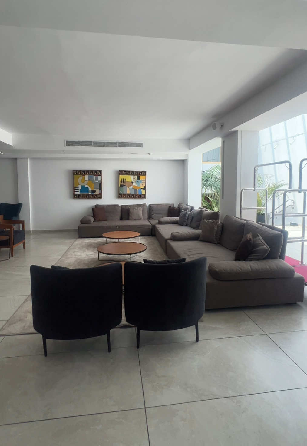 A full family room tour at Sofianna Resort & Spa, Paphos!  🇨🇾 

If you have any questions about the hotel let me know in the comments! 

#fyp #cyprus #roomtour #sofiannaresortandspa 