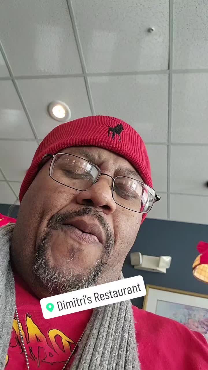 #GoodEats for lunch at Dimitris..Super Turkey Sandwich 🥪  & chili cheese fries..#goodeatshavesum #foodie 